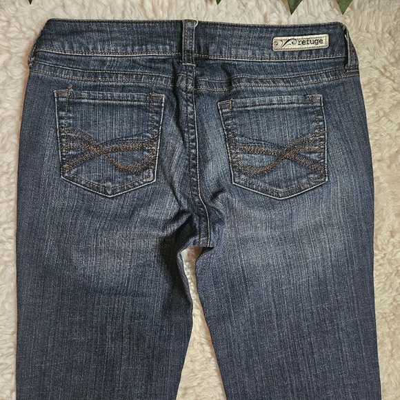 Refuge Runway Everyday Boot Cut Vintage Wash Jeans (NWOT) - Picture 6 of 10